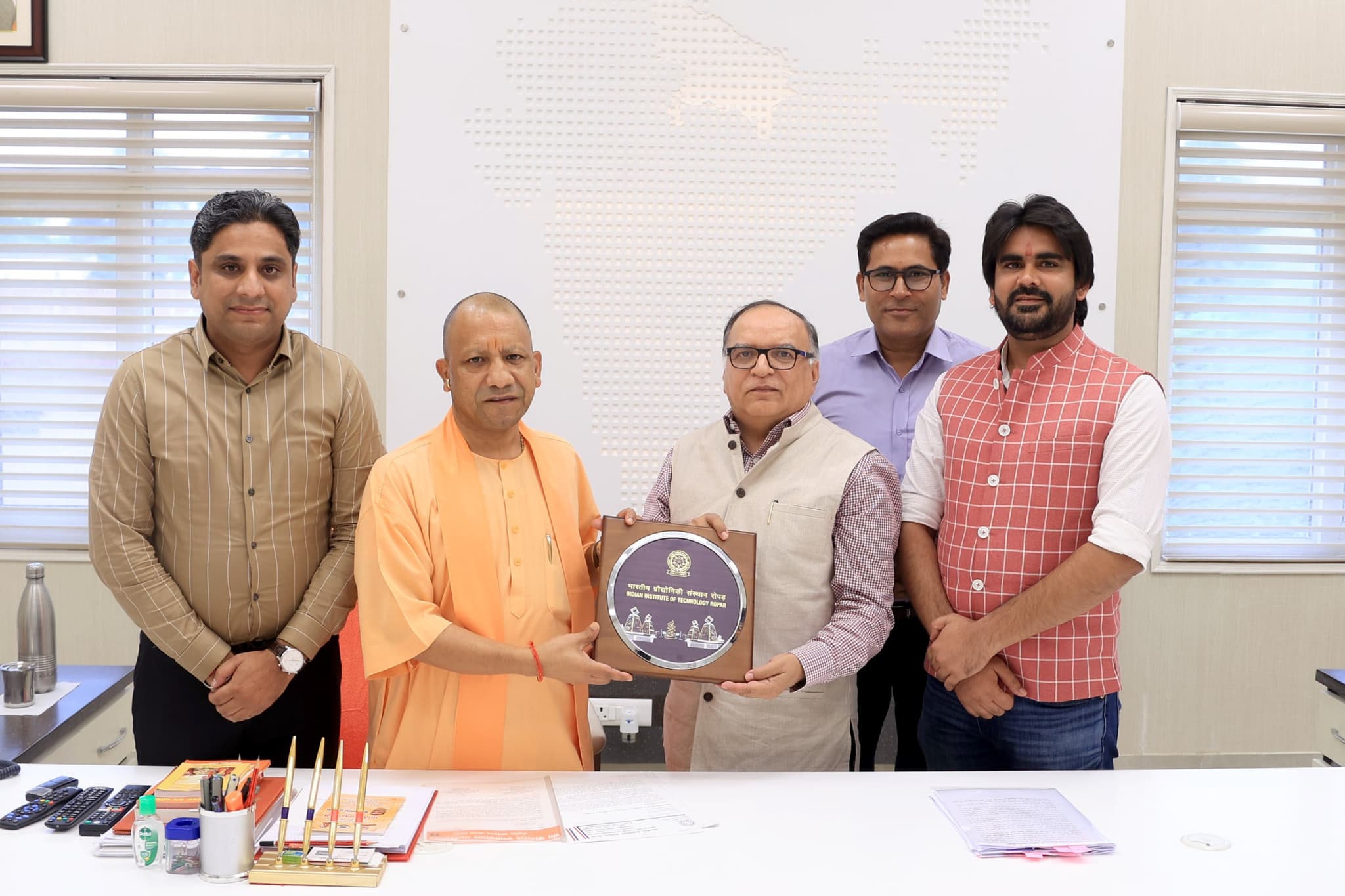 Shiksha Mahakumbh team inviting Hon’ble Chief Minister of Uttar Pradesh